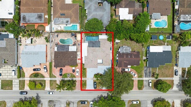 Building Photo - 7521 Johnson St