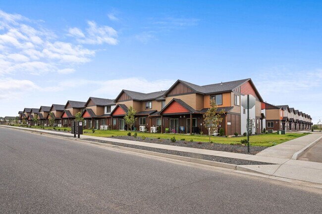 Primary Photo - 2-bedroom townhomes, a modern take on apar...