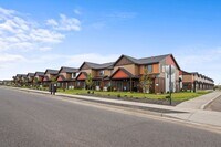 Building Photo - 2 bedroom townhomes - a modern and private...