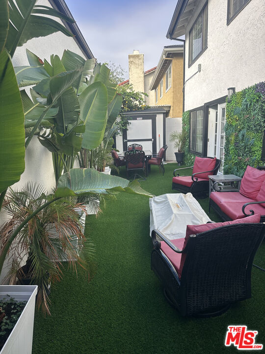 Building Photo - 19700 Blythe St