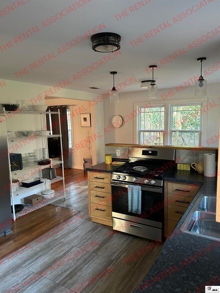 Building Photo - 3477 LA-818