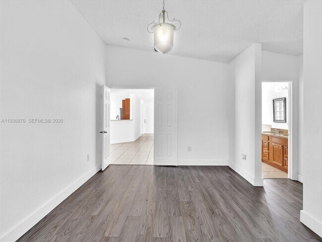 Building Photo - 4147 Sapphire Terrace