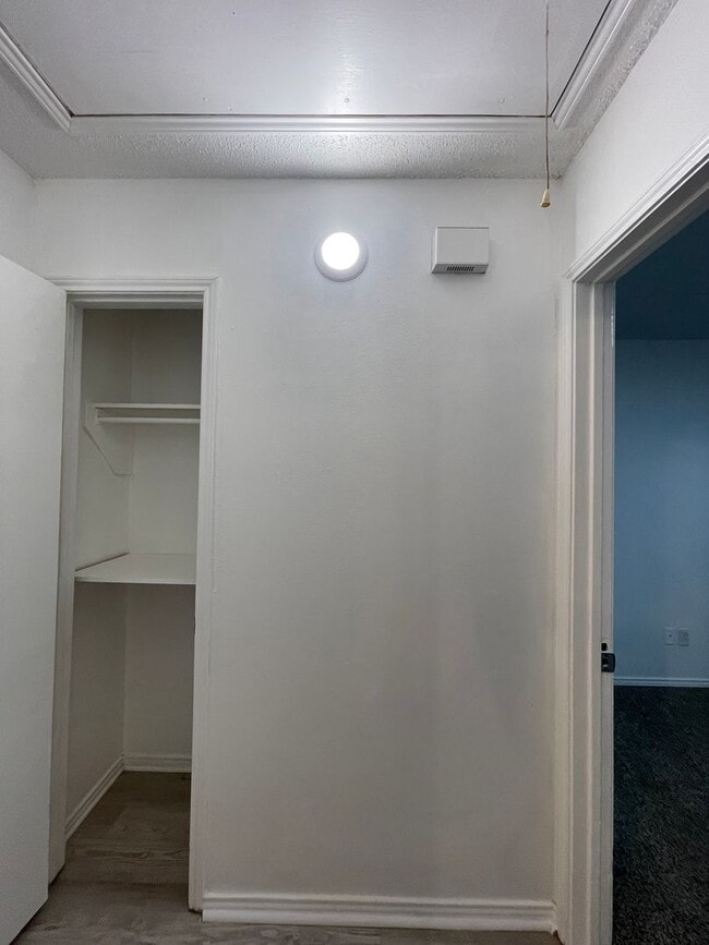 Building Photo - 2422-2424 Sherry Street