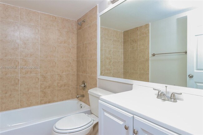 Building Photo - 4011 Palm Bay Cir