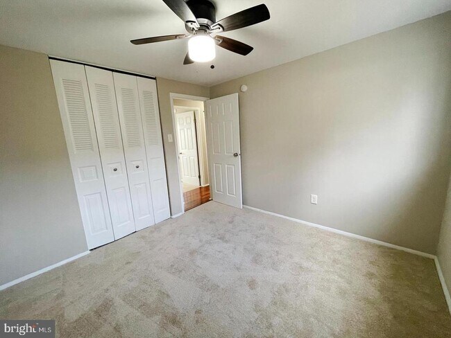 Building Photo - 625 Glynita Cir