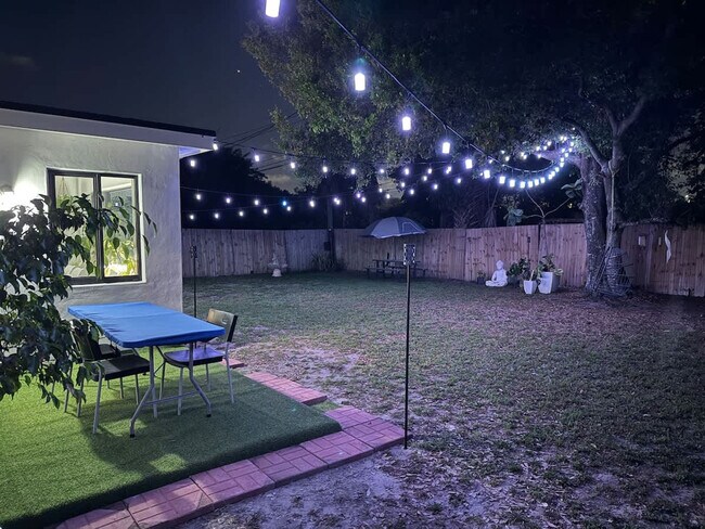 Building Photo - 2740 NW 21st St