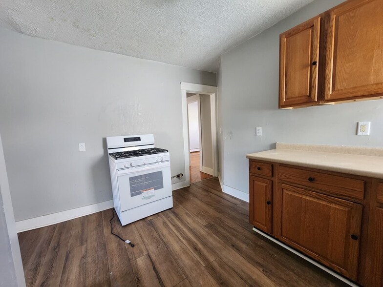 Building Photo - 84 Elizabeth St