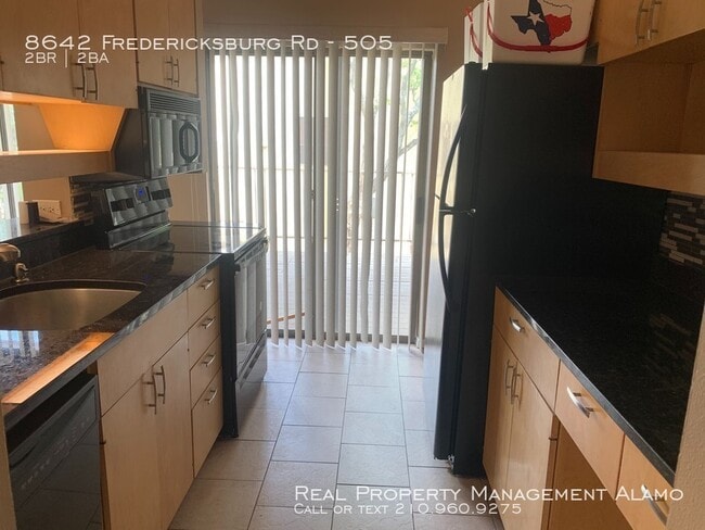 Building Photo - 8642 Fredericksburg Rd