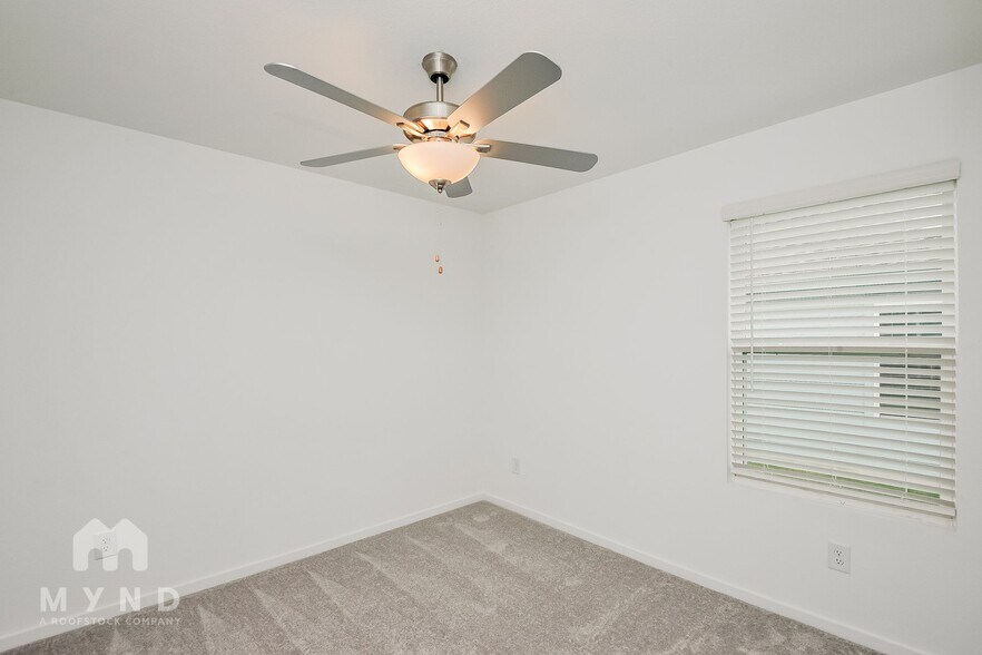 Building Photo - 2717 Mistwood Dr