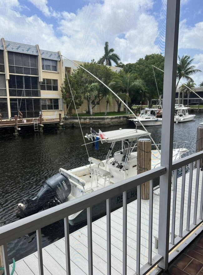 Building Photo - 777 S Federal Hwy