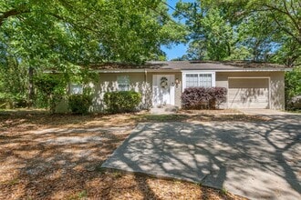 Building Photo - Updated Home Off Old Bainbridge Road