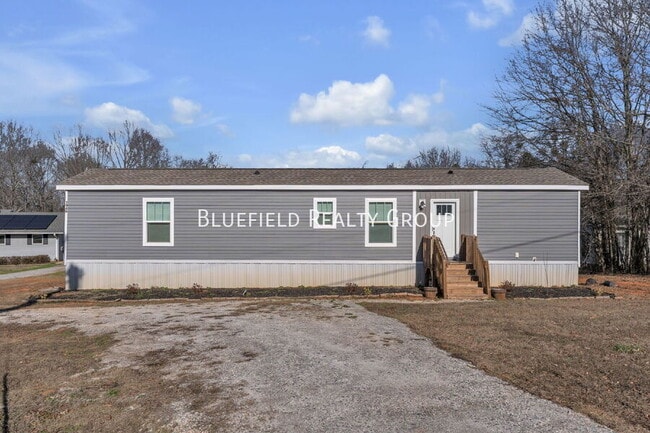 Building Photo - 1949 Old Grove Rd
