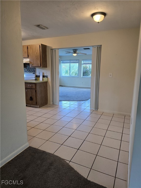 Building Photo - 820 Cape Coral Pkwy W