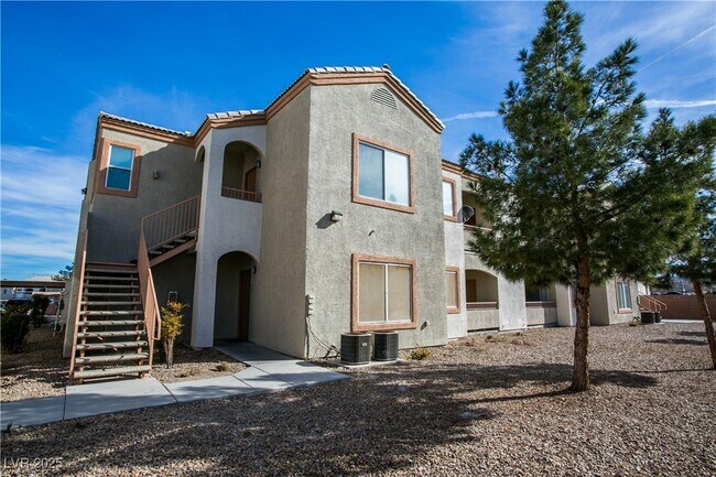 Building Photo - 4655 Gold Dust Ave