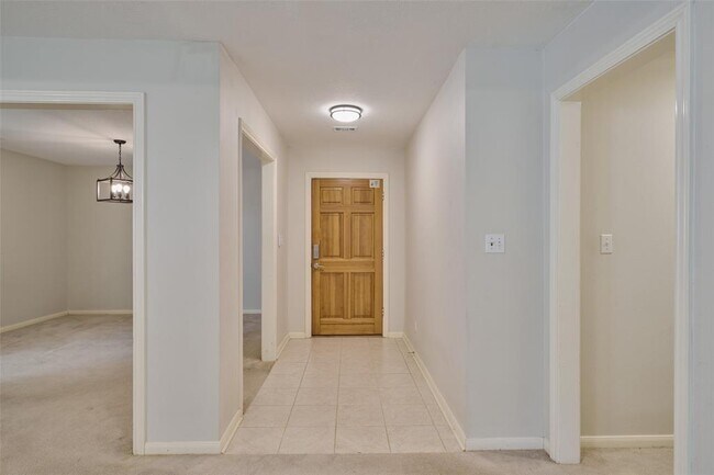 Building Photo - 12211 Longfellow Dr