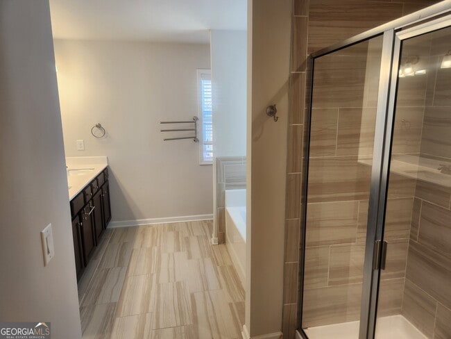 Building Photo - 47 Station Overlook Dr