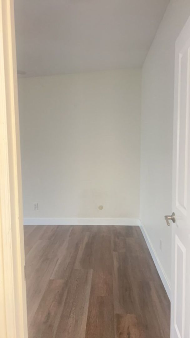 Building Photo - 1356 Bobolink Dr