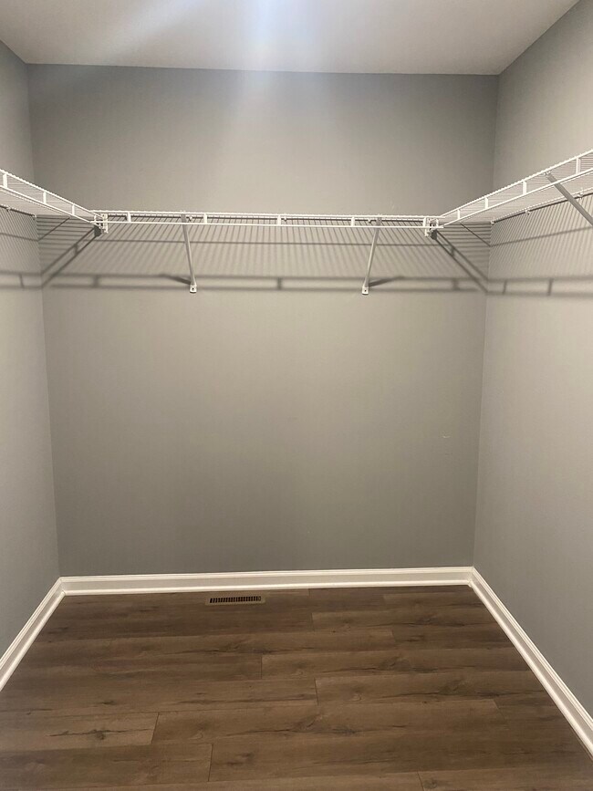 Building Photo - 1197 Finley Beech Rd