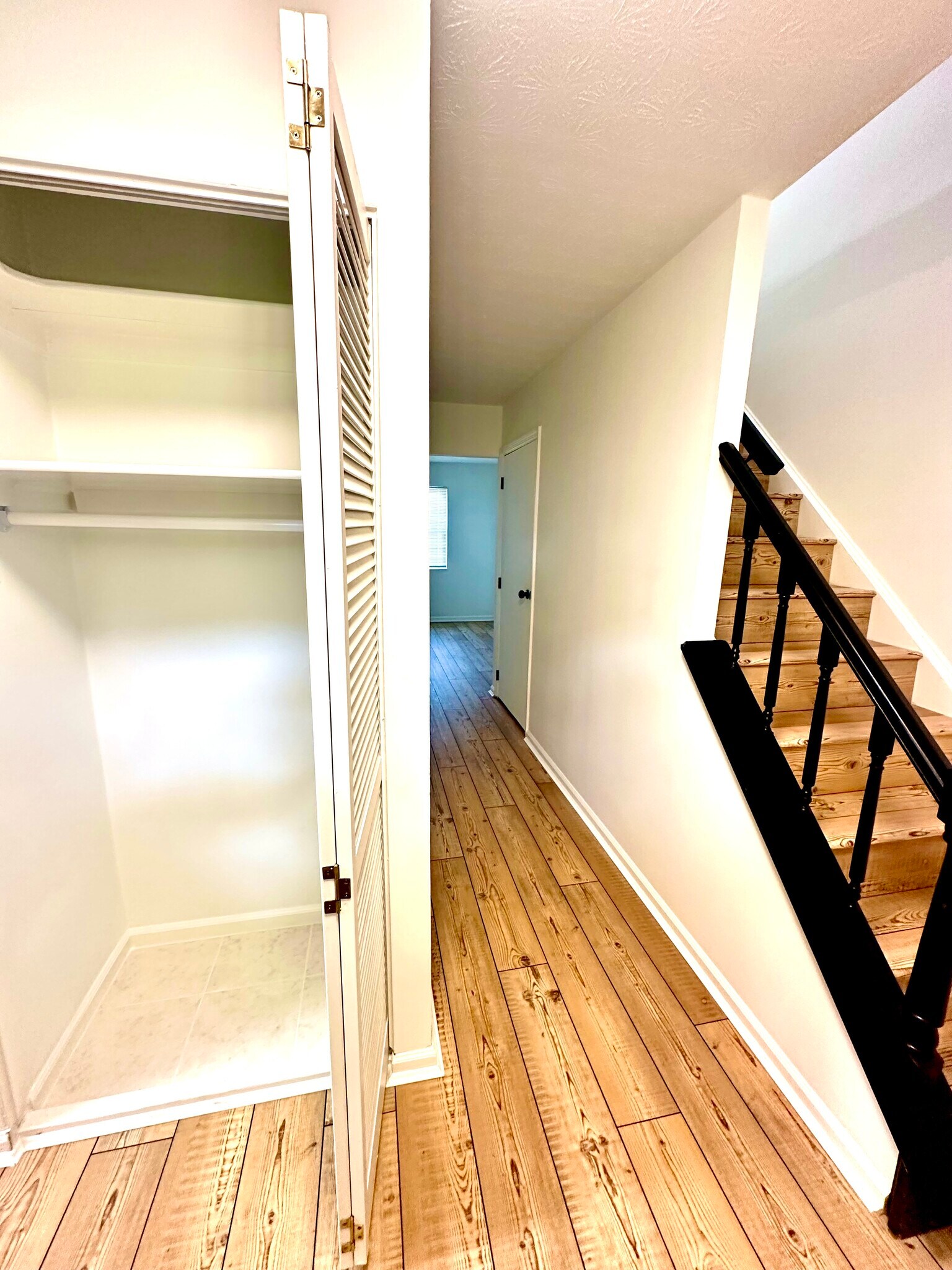 Building Photo - 7614 Pons Ln