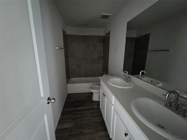 Building Photo - 3034 Mill Run Bnd