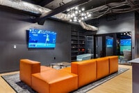 Building Photo - 205 W 4th St