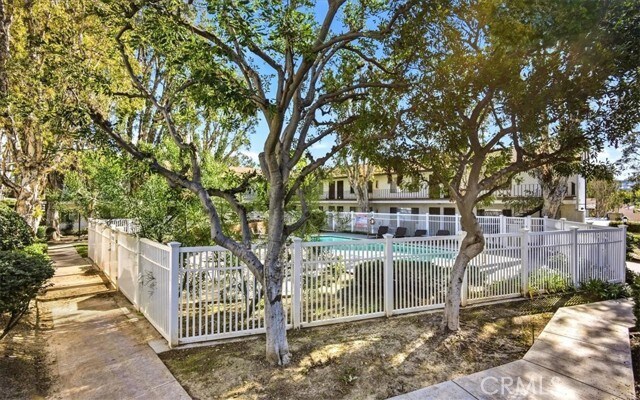 Building Photo - 1200 W Lambert Rd