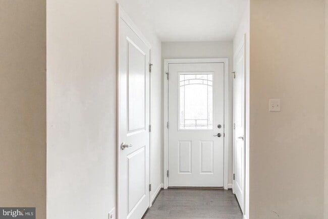 Building Photo - 2784 Fredericksburg Rd