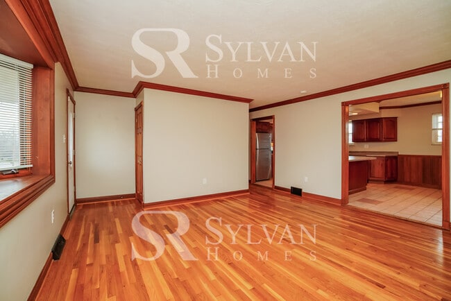 Building Photo - Lease today! No extra charge for contentme...