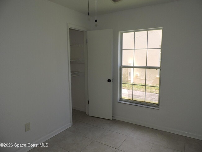 Building Photo - 8520 US-1