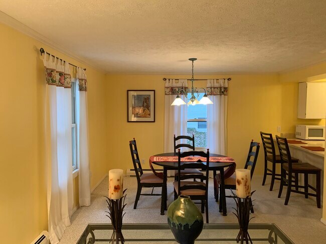 dining area - 4244 Mitchell Creek Dr
