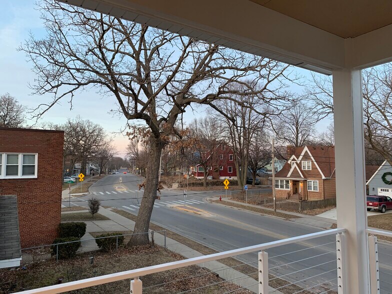 Building Photo - 412 North St