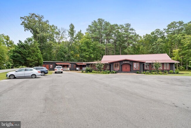 Building Photo - 44600 Tall Timbers Rd