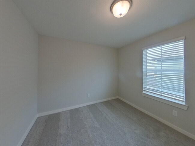 Building Photo - 22814 Terrazzo Dr