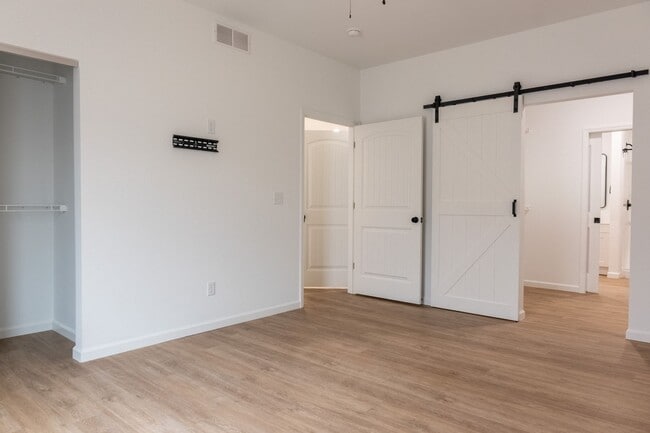 Building Photo - 58 Santo Domingo Dr