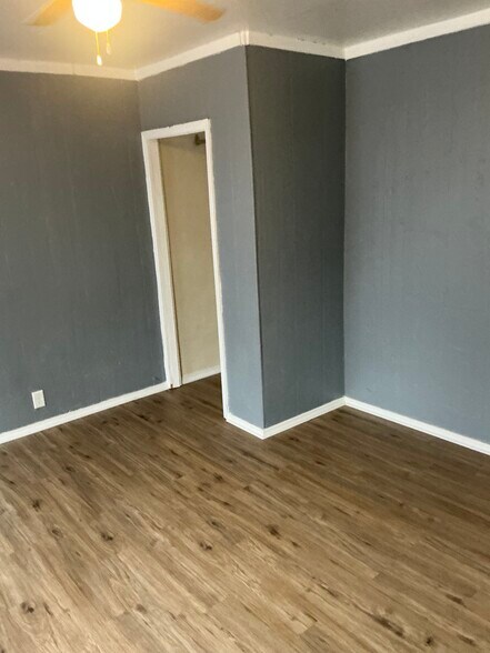 Building Photo - 1522 N E St