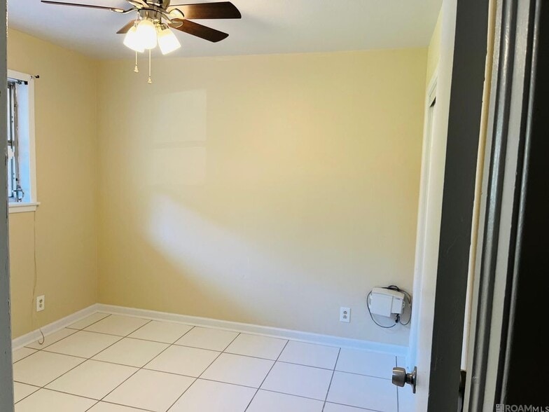 Building Photo - 308 Alexander Dr