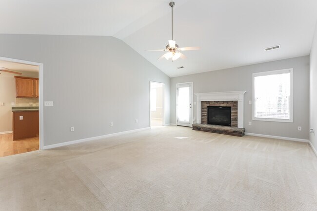 Building Photo - 23 Kirkshire Ln