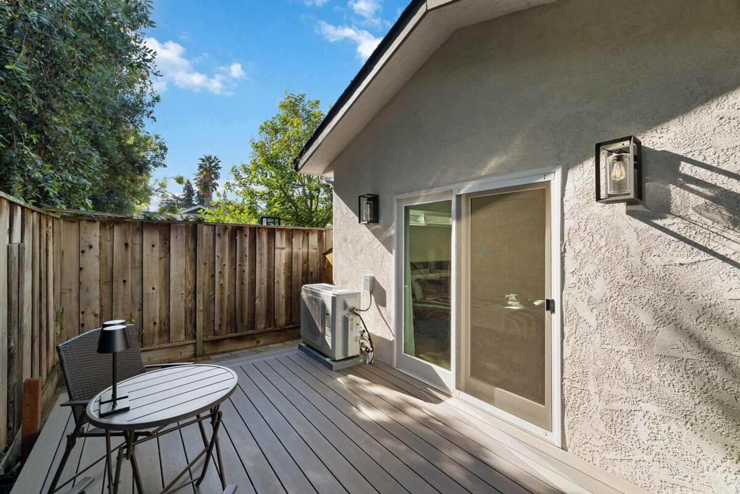 Building Photo - 1048 Empey Way