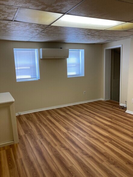 Building Photo - 1142 Battery Avenue