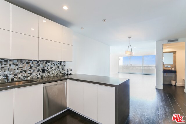 Building Photo - 1100 Alta Loma Rd