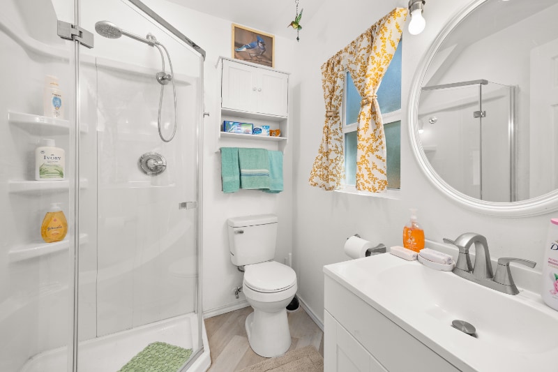 Building Photo - 105 Hi View Dr