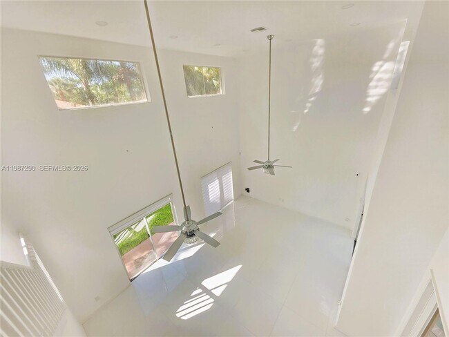 Building Photo - 16404 Diamond Head Dr