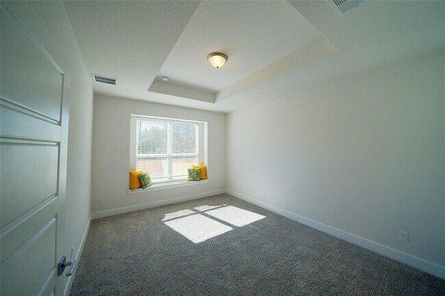 Building Photo - 162 Elisha Dr