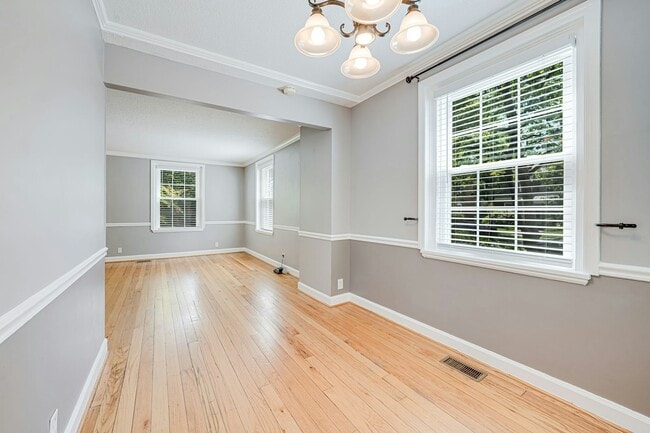 Building Photo - 3096 S Woodrow St