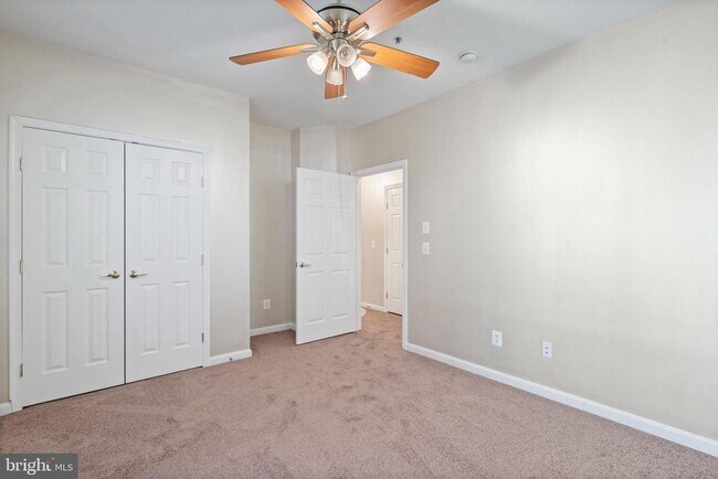 Building Photo - 1024 Leeward Way