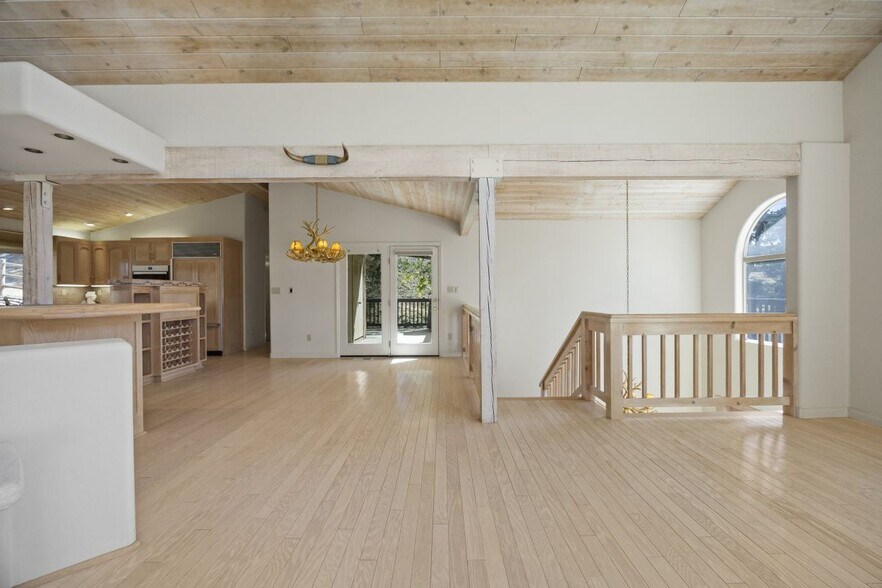 Building Photo - 29861 Greenwater Dr