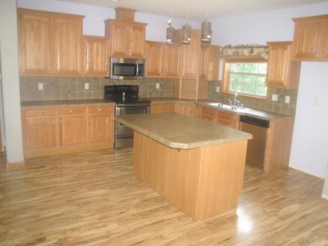 kitchen - 1525 T Ave
