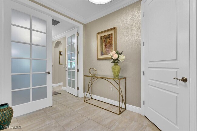 Building Photo - 2739 Tiburon Blvd E