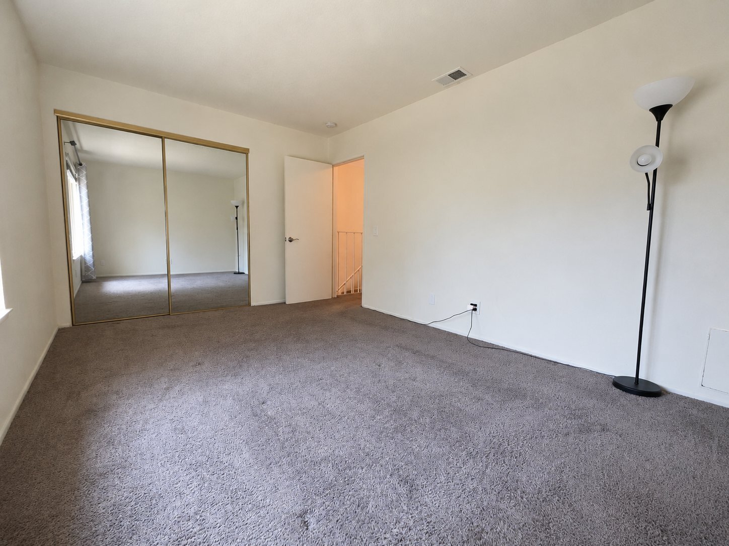 Building Photo - 1623 Heather Dr