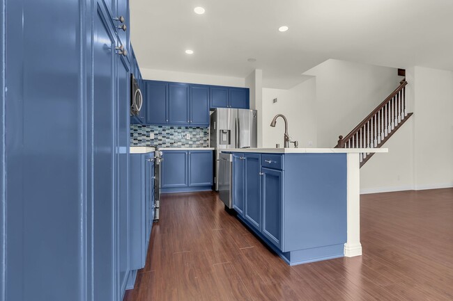 Building Photo - 6826 E Horizon Dr